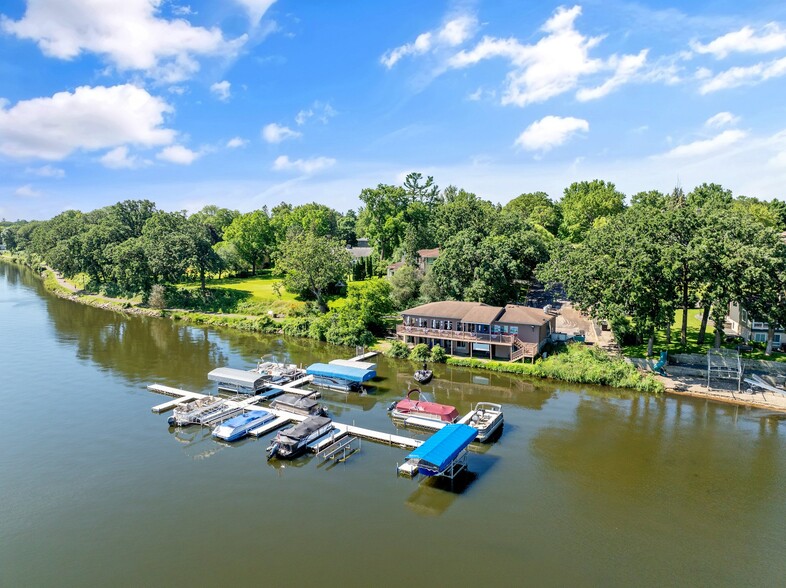406 9th St NE, Waseca, MN à vendre - Photo de l’immeuble – Image 1 sur 12