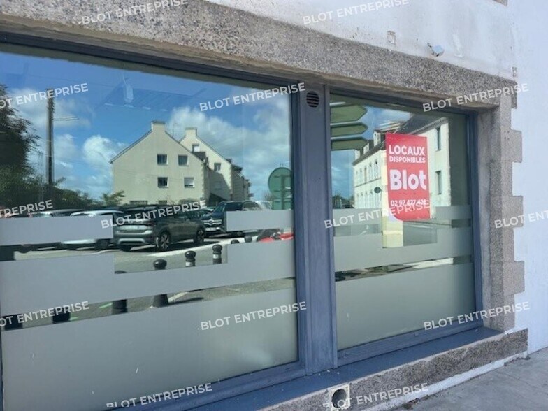 Bureau dans Sarzeau à louer - Photo de l’immeuble – Image 1 sur 6