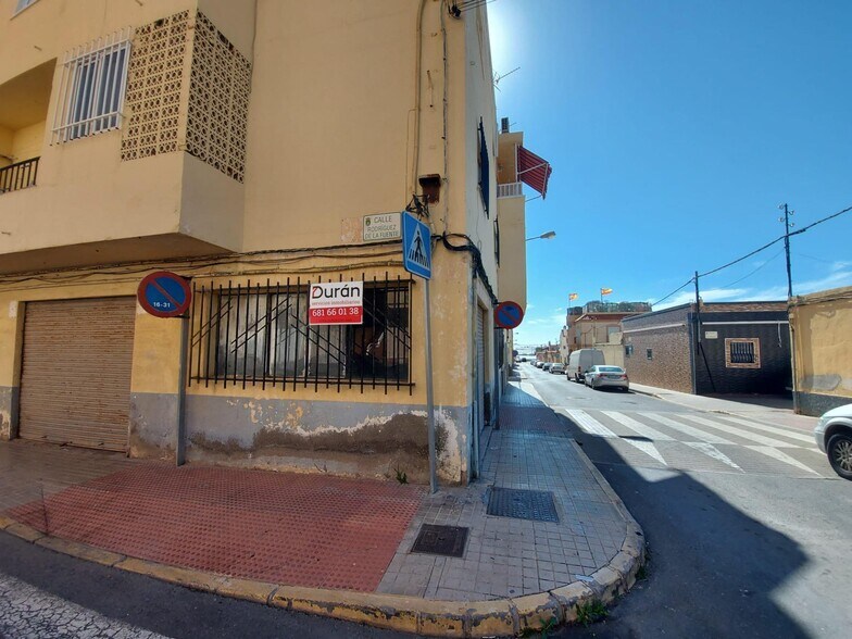 Local commercial dans El Ejido, Almería à vendre - Photo de l’immeuble – Image 2 sur 11