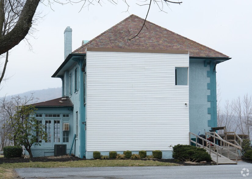 4407 N Front St, Harrisburg, PA à vendre - Photo de l’immeuble – Image 2 sur 2