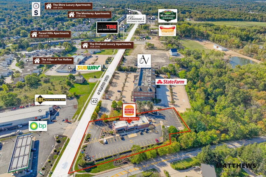 14 Pearl Rd, Brunswick, OH à vendre - Photo de l’immeuble – Image 2 sur 2