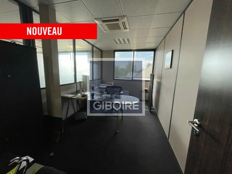 Bureau dans Saint-Grégoire à vendre - Photo de l’immeuble – Image 3 sur 5