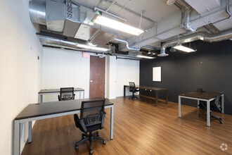 14 NE 1st Ave, Miami, FL à louer Photo intérieure– Image 1 sur 12