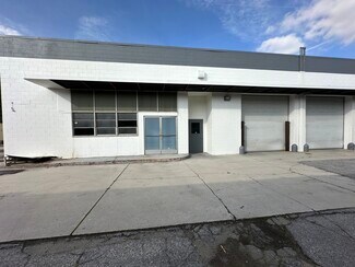Plus de détails pour 7701-7705 Alabama Ave, Canoga Park, CA - Industriel/Logistique à louer