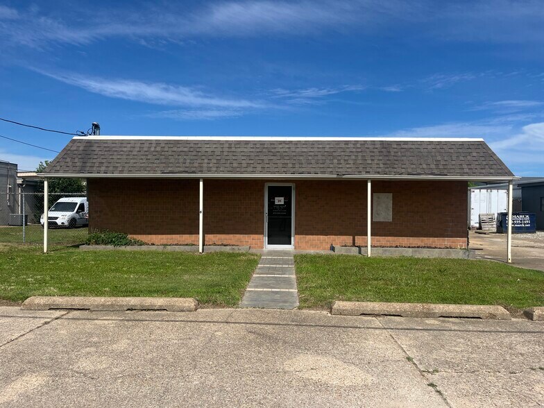 1202 Falls St, Jonesboro, AR à vendre - Photo de l’immeuble – Image 2 sur 20