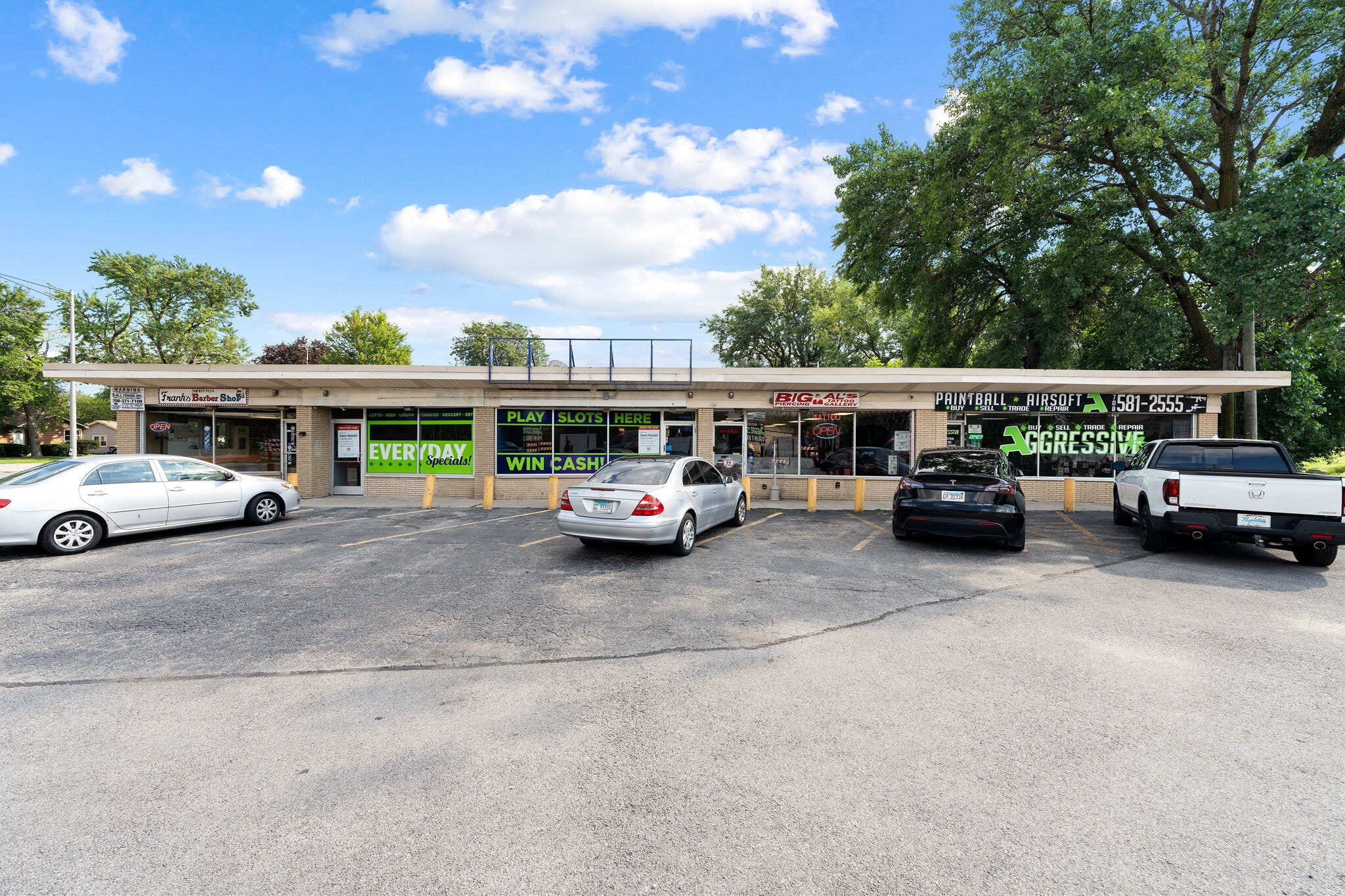 10341 Southwest Hwy, Chicago Ridge, IL à louer Photo de l’immeuble– Image 1 sur 22