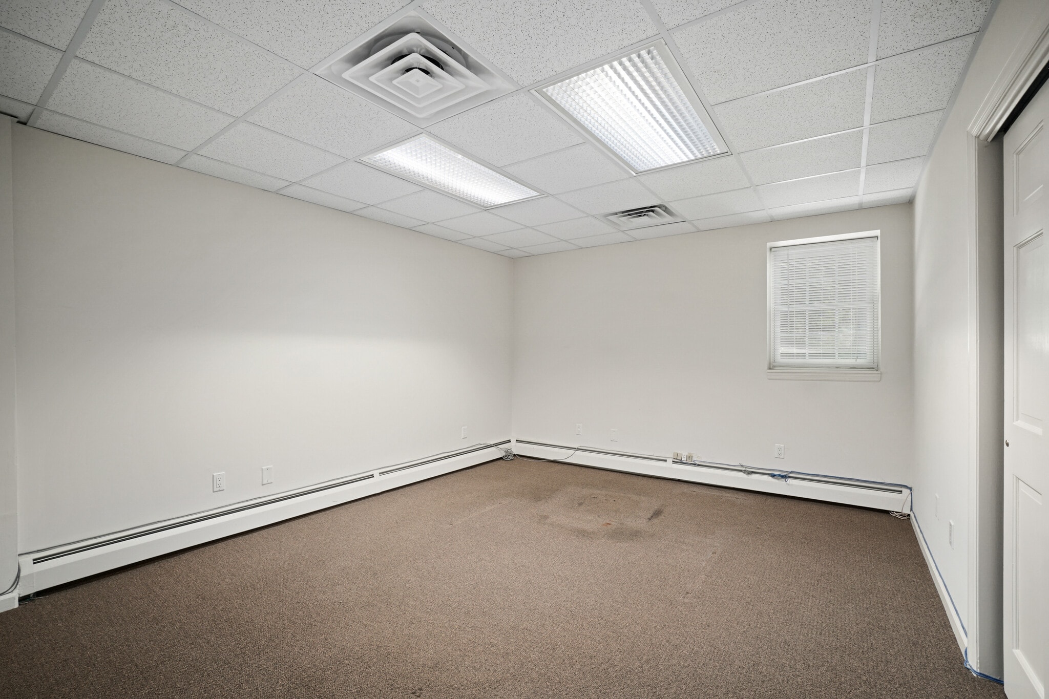 160 N State Rd, Briarcliff Manor, NY à louer Photo intérieure– Image 1 sur 4