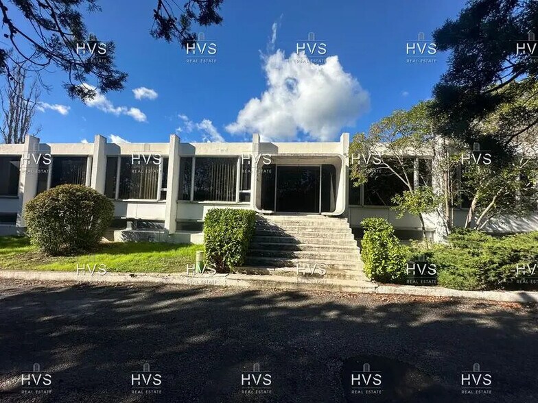 Local d’activités dans Aix-en-Provence à louer - Photo de l’immeuble – Image 3 sur 14