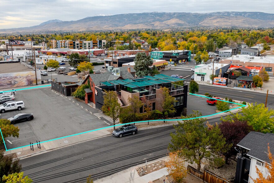 124 Wonder St, Reno, NV à vendre - Photo de l’immeuble – Image 1 sur 9