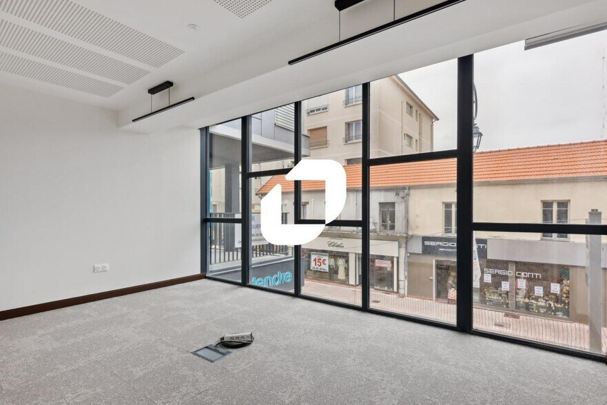 16 Rue Baratte Cholet, Saint-Maur-des-Fossés à louer - Photo de l’immeuble – Image 3 sur 11