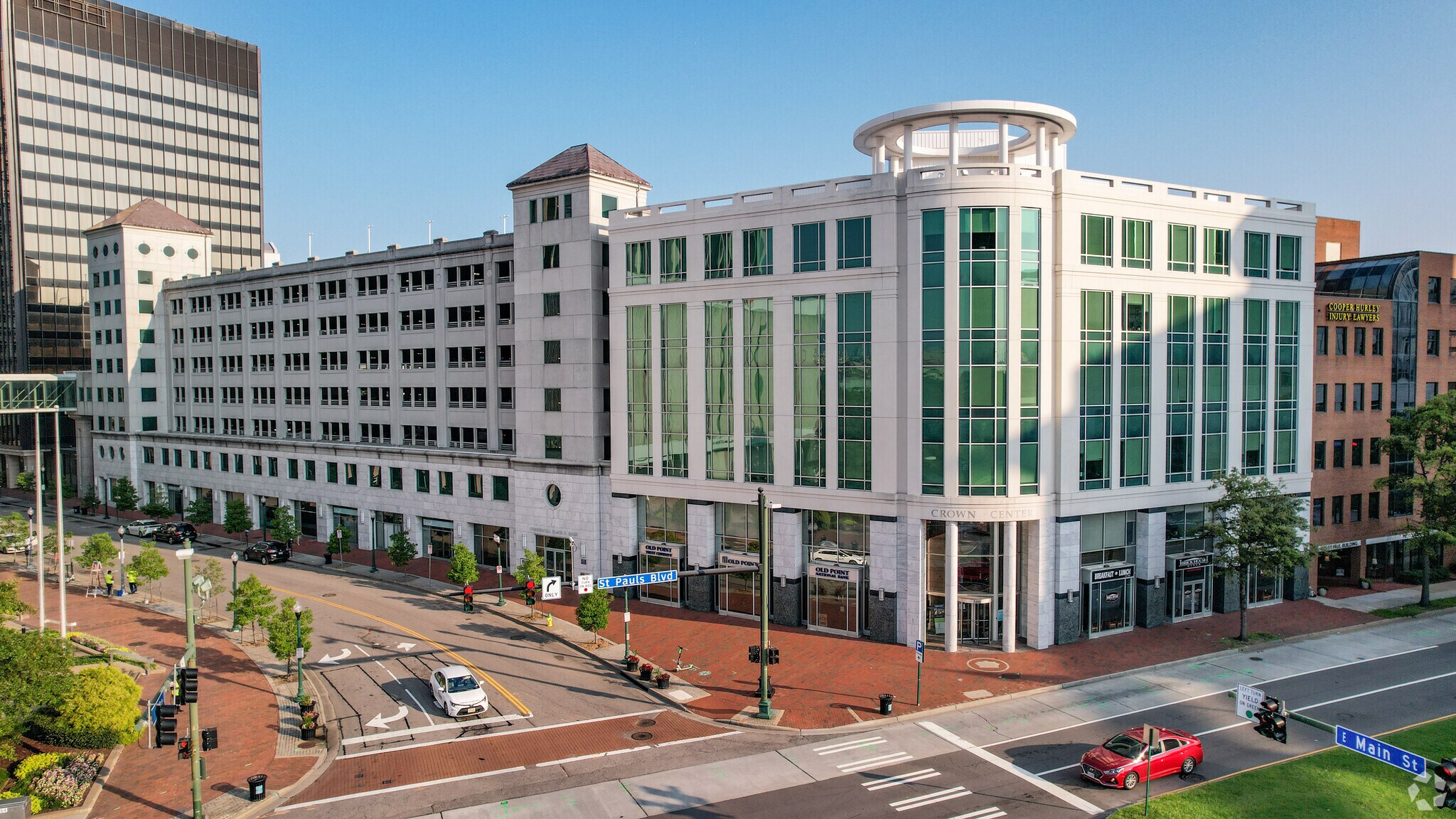 580 E Main St, Norfolk, VA à louer Photo de l’immeuble– Image 1 sur 40