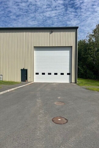 Plus de détails pour 100 Duchaine Blvd, New Bedford, MA - Industriel/Logistique à louer