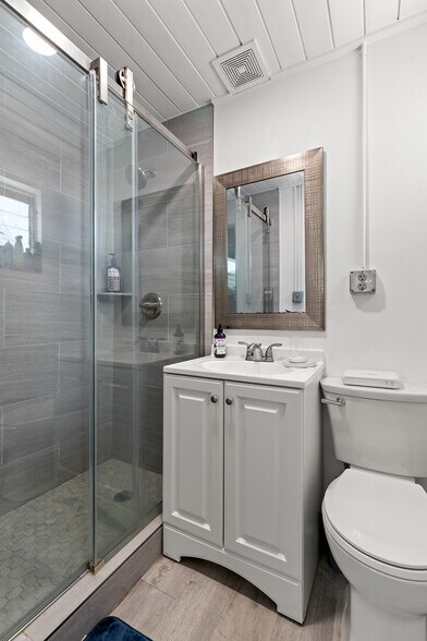 10589 Seminole Blvd, Largo, FL à vendre - Photo intérieure – Image 3 sur 22