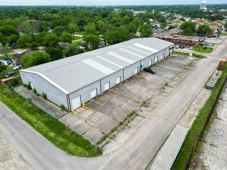 1001 Dumont St, South Houston, TX à louer - Photo de l’immeuble – Image 3 sur 20