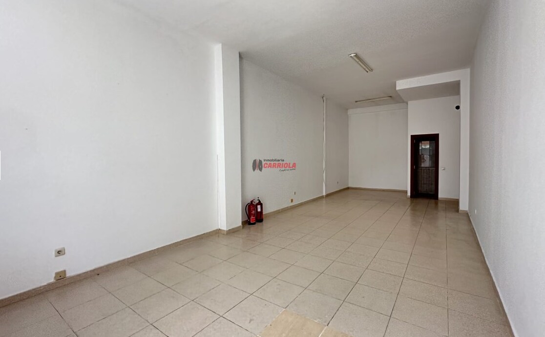 Local commercial dans La Torre de Esteban Hambrán, Toledo à louer Photo intérieure– Image 1 sur 5