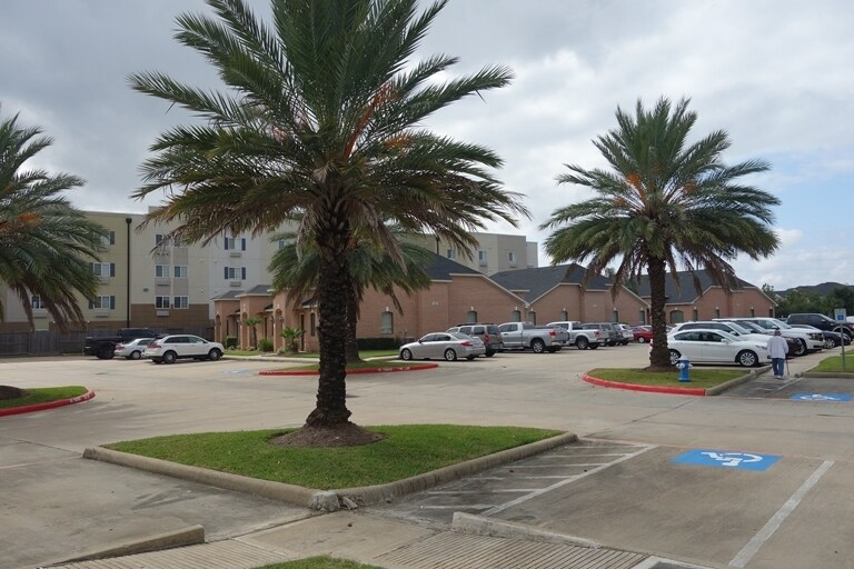 1826 Snake River Rd, Katy, TX à louer - Photo de l’immeuble – Image 2 sur 9