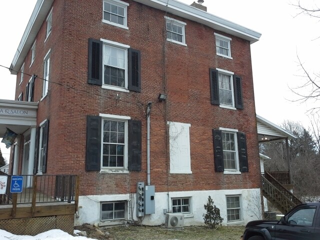 2050 Newark Rd, Lincoln Borough, PA à vendre - Photo de l’immeuble – Image 3 sur 6