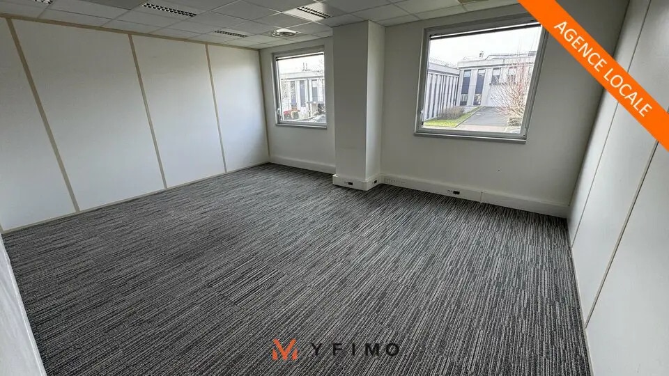 Bureau dans Cergy à louer - Photo de l’immeuble – Image 3 sur 14