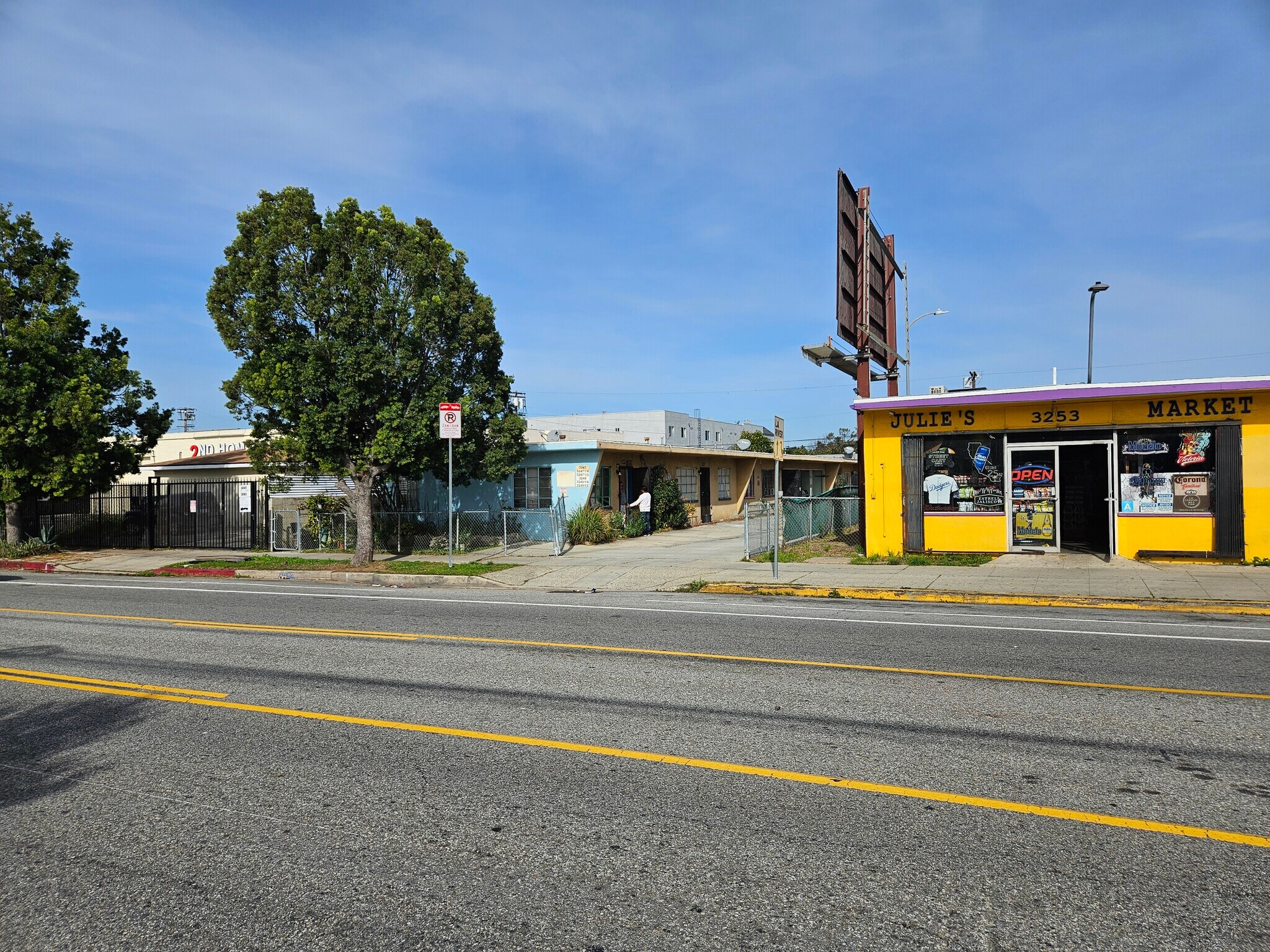 3247 Fletcher Dr, Los Angeles, CA à vendre Photo principale– Image 1 sur 13