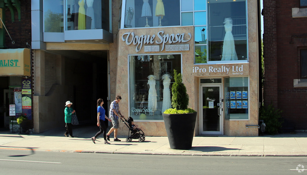 304 Danforth Ave, Toronto, ON à louer - Photo de l’immeuble – Image 2 sur 3
