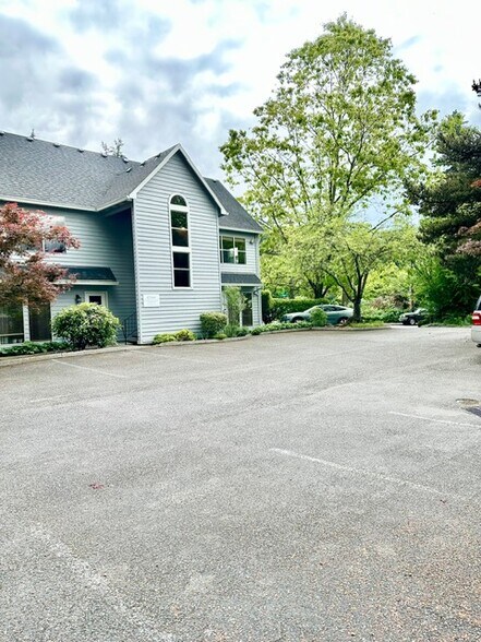 8235 SW Oleson Rd, Portland, OR à vendre - Photo de l’immeuble – Image 2 sur 17