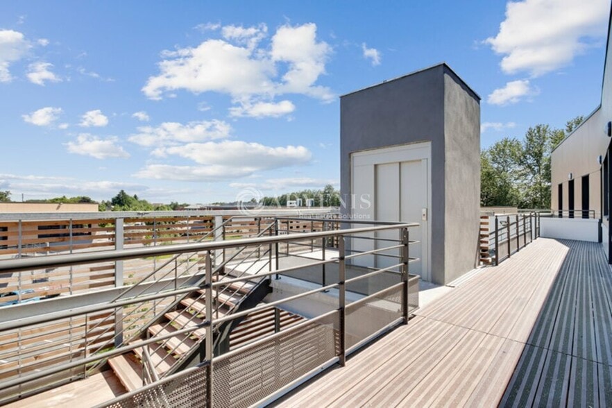 21 Boulevard Robert Thiboust, Serris à vendre - Photo de l’immeuble – Image 3 sur 8