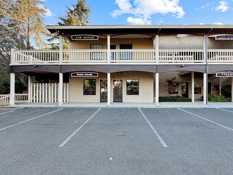 271-289 E H St, Benicia, CA à vendre - Photo de l’immeuble – Image 1 sur 12
