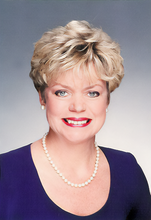 Kathi Wall