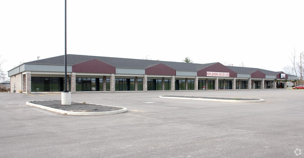 300-322 Wesley Dr, Wood River, IL à louer - Photo principale – Image 1 sur 1