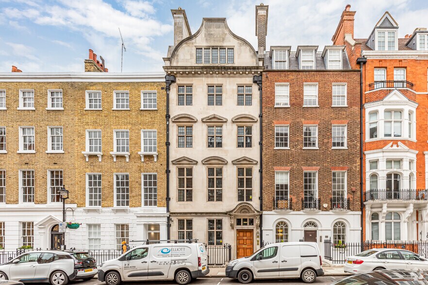 36 Queen Anne St, Londres à louer - Photo de l’immeuble – Image 1 sur 2