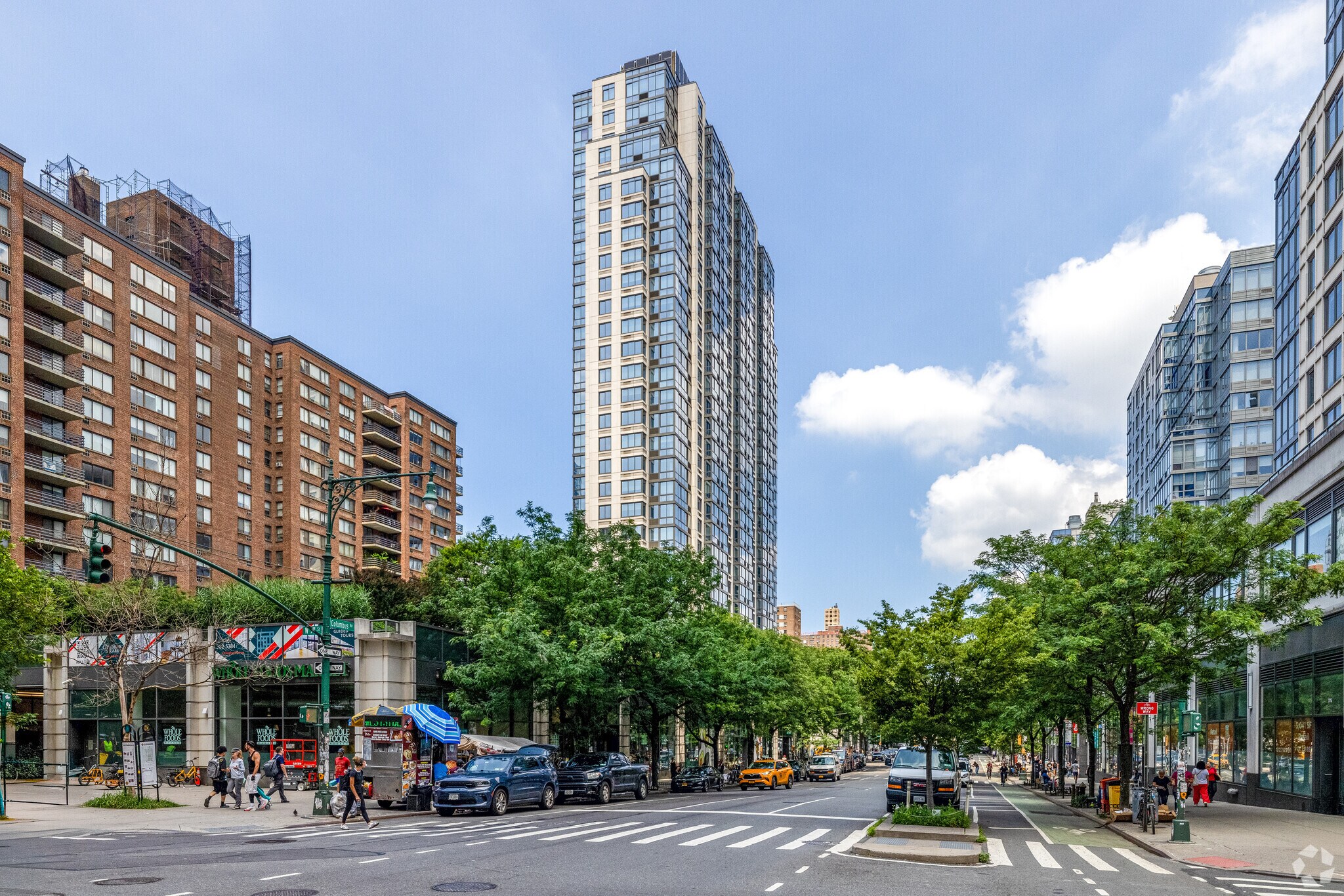 808 Columbus Ave, New York, NY à louer Photo principale– Image 1 sur 15