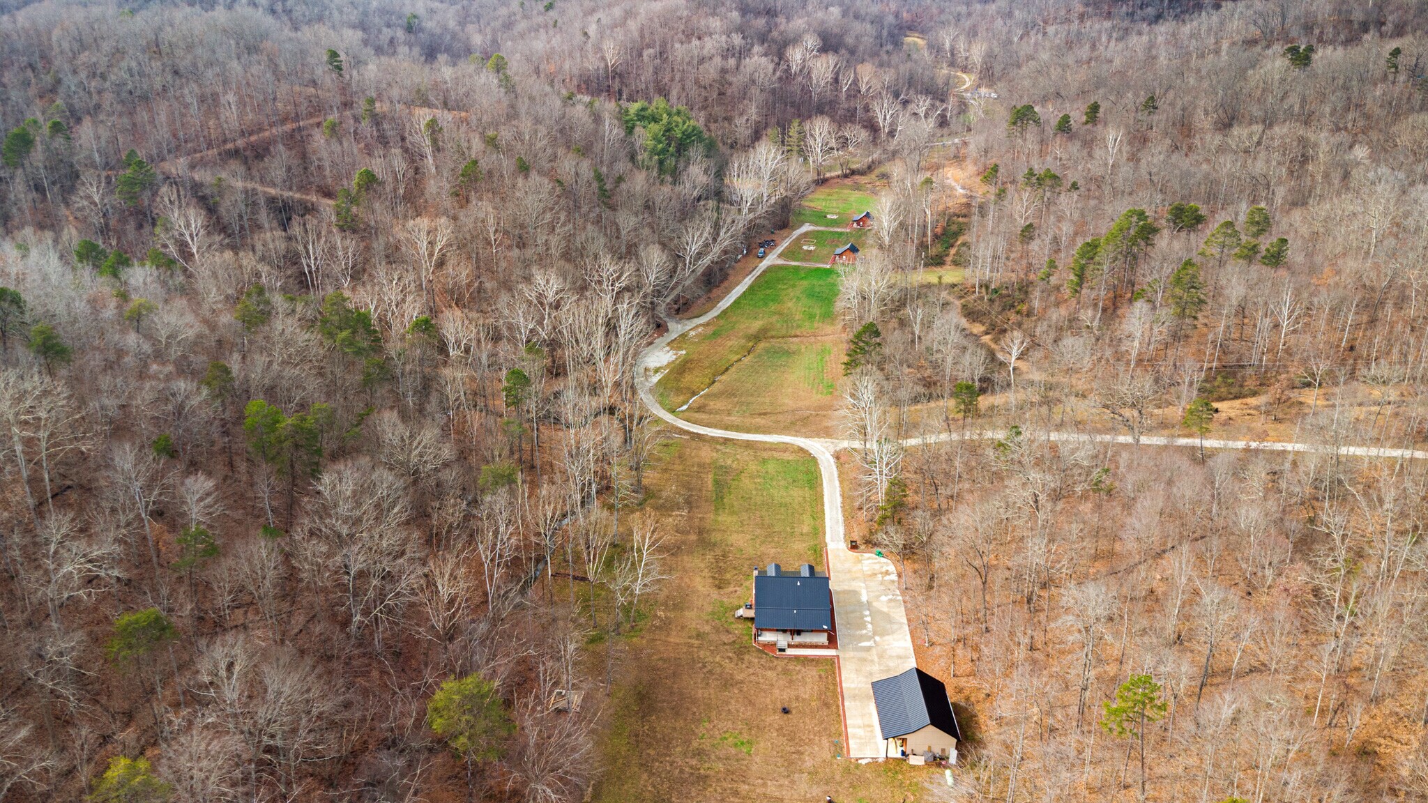 325 Sinking Rd, Argillite, KY à vendre Photo principale– Image 1 sur 61