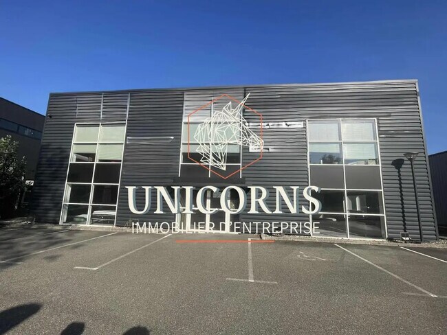 Plus de détails pour Industriel/Logistique à louer
