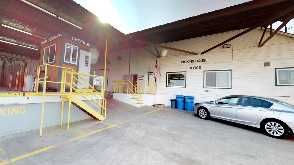 818 S Derby St, Arvin, CA à vendre - Photo principale – Image 1 sur 21