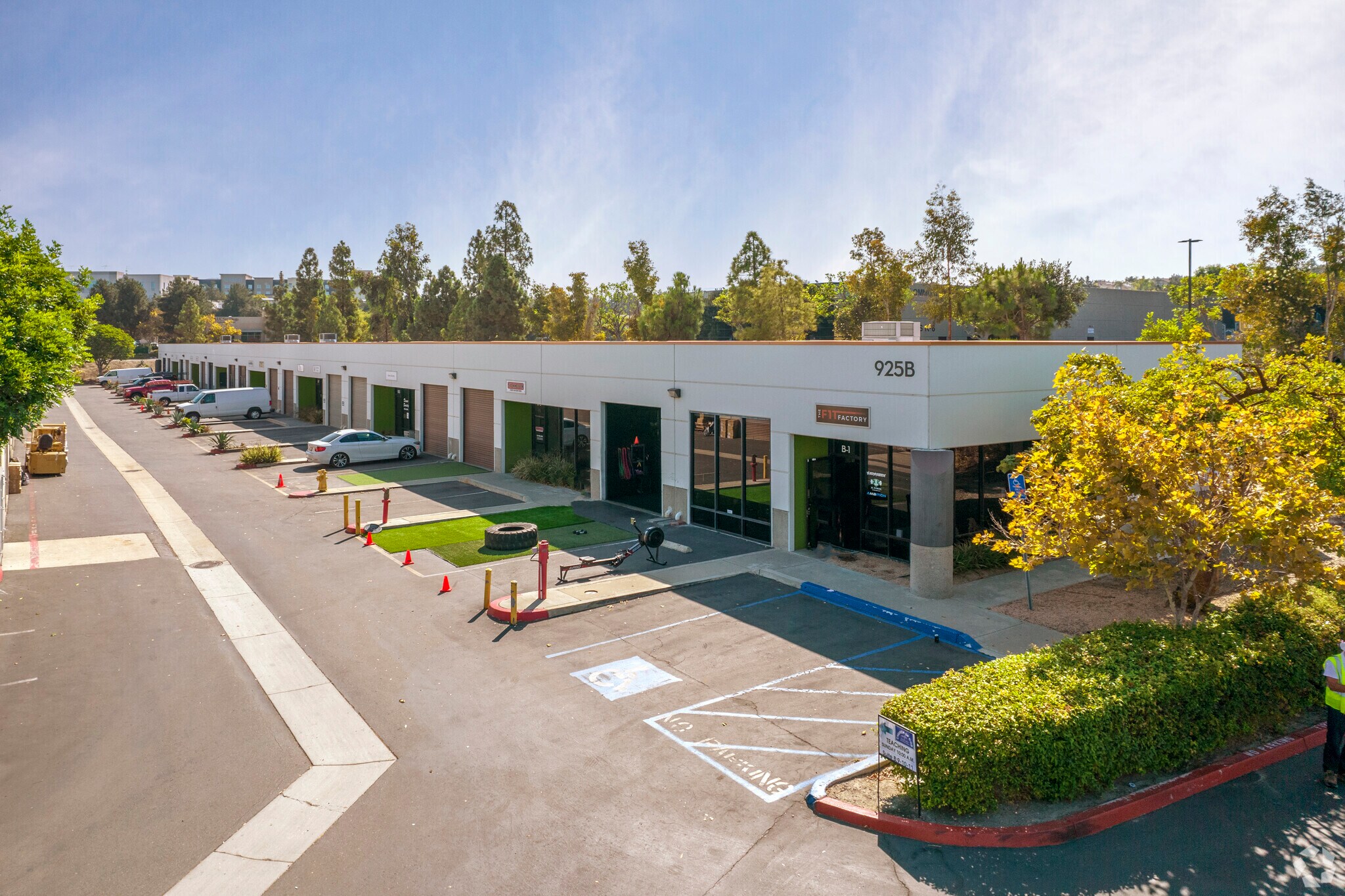 925 Hale Pl, Chula Vista, CA à louer Photo principale– Image 1 sur 5