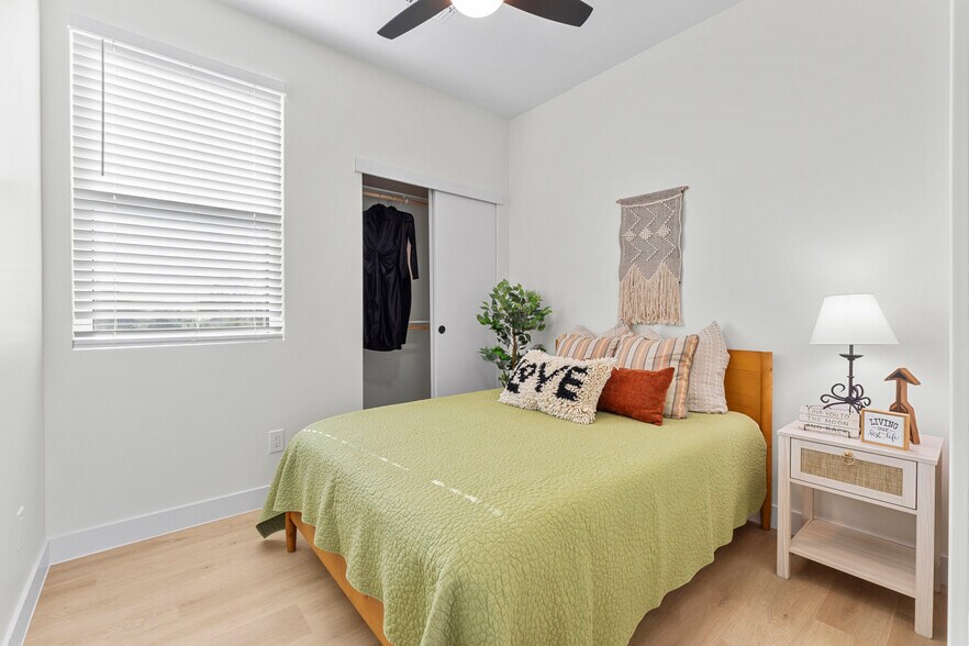 1405 14TH st, Phoenix, AZ à vendre - Photo de l’immeuble – Image 3 sur 12