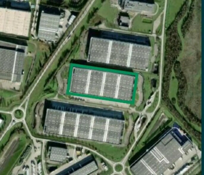 Industriel/Logistique dans Saint-Quentin-Fallavier à louer - Photo de l’immeuble – Image 2 sur 3