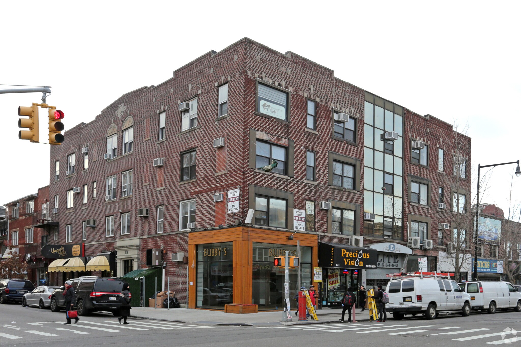 4805 13th Ave, Brooklyn, NY à louer Photo principale– Image 1 sur 9