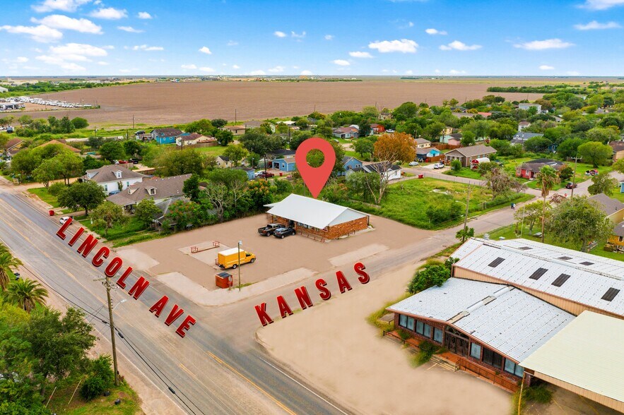 701 Lincoln Ave, Robstown, TX à vendre - Photo de l’immeuble – Image 3 sur 24