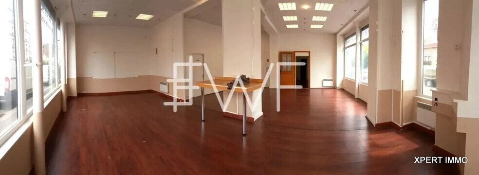 Local commercial dans Asnières-sur-Seine à louer - Photo de l’immeuble – Image 3 sur 9