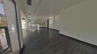 Plus de détails pour Local commercial à vendre