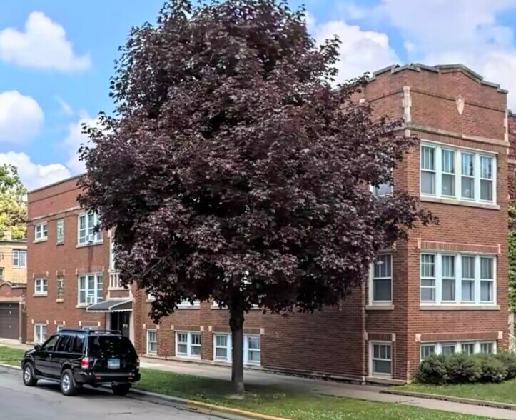 1942 Elmwood Ave, Berwyn, IL à vendre - Photo principale – Image 1 sur 8