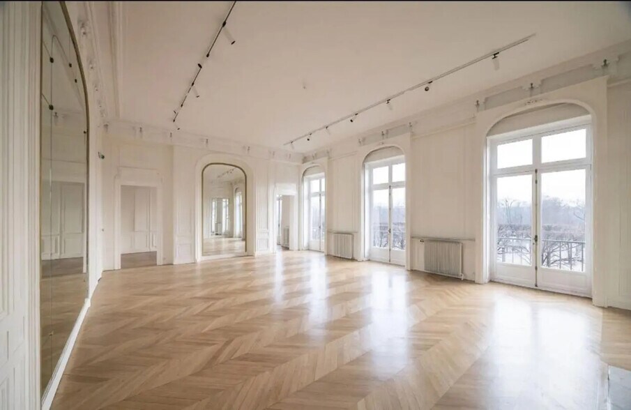 Bureau dans Paris à louer - Photo de l’immeuble – Image 3 sur 10