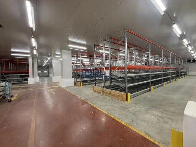 Plus de détails pour Industriel/Logistique à louer