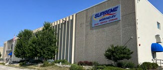 Plus de détails pour 1045 Hickory St, Pewaukee, WI - Industriel/Logistique à vendre