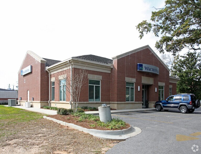 1763 Spring Hill Ave, Mobile, AL à vendre - Photo principale – Image 1 sur 2