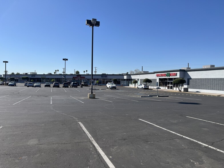 3535 W Dunlap Ave, Phoenix, AZ à louer - Photo de l’immeuble – Image 2 sur 14