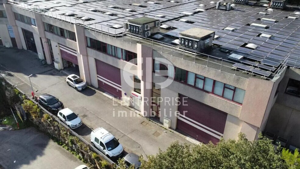 Bureau dans Vallauris à louer - Photo de l’immeuble – Image 1 sur 19