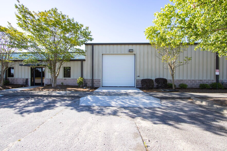 170 Pontiac Business Center Dr, Elgin, SC à louer - Photo de l’immeuble – Image 3 sur 9