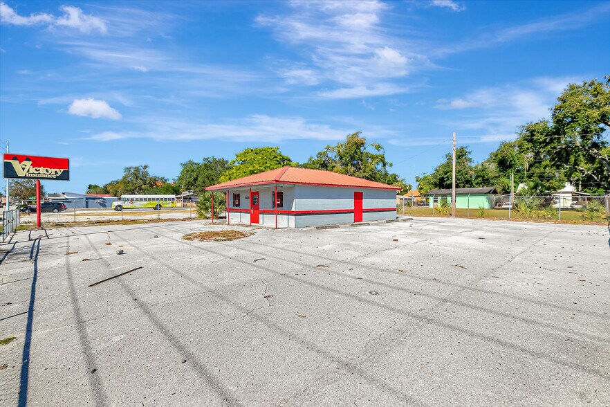 305 & 309 West Memorial Boulevard w, Lakeland, FL à vendre - Photo de l’immeuble – Image 2 sur 5